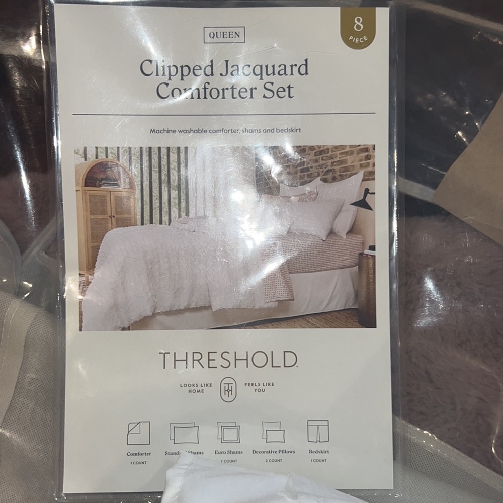 Threshold Clipped Jacquard 2 Euro Shams, 2 Decorative pillows, 1 queen bedskirt​ - Picture 11 of 16
